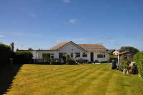 Beautiful coastal bungalow, Sennen, Porthcurno,sea